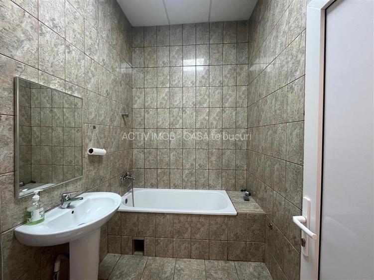 LUGOJ, DE INCHIRIAT – SPATIU COMERCIAL CENTRAL, 95 MP,  (LANGA POLITIE) - 11