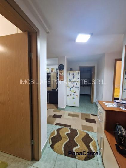 Camera de Comert - bd. Mircea Voda 3 camere parter/8, decomandat, 76 mp utili - 7