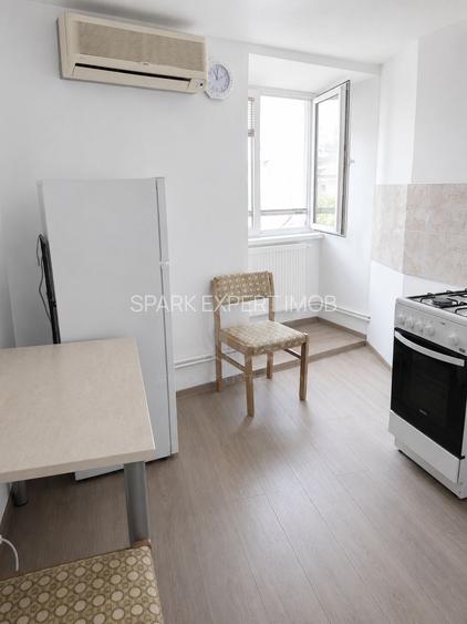 Inchiriere apartament 2 camere, zona Mihai Bravu, Ploiesti - 2