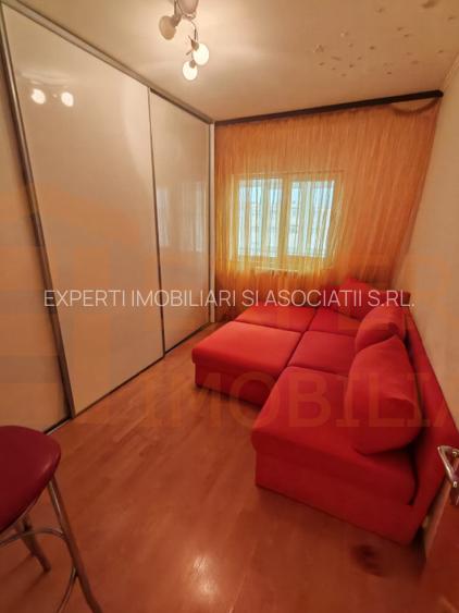Apartament 3 camere de vanzare, situat in zona Far - 5