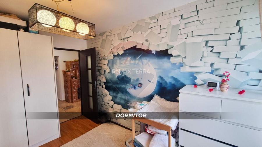 ULTRACENTRAL  DE VANZARE Apartament cu 3 camere - 6
