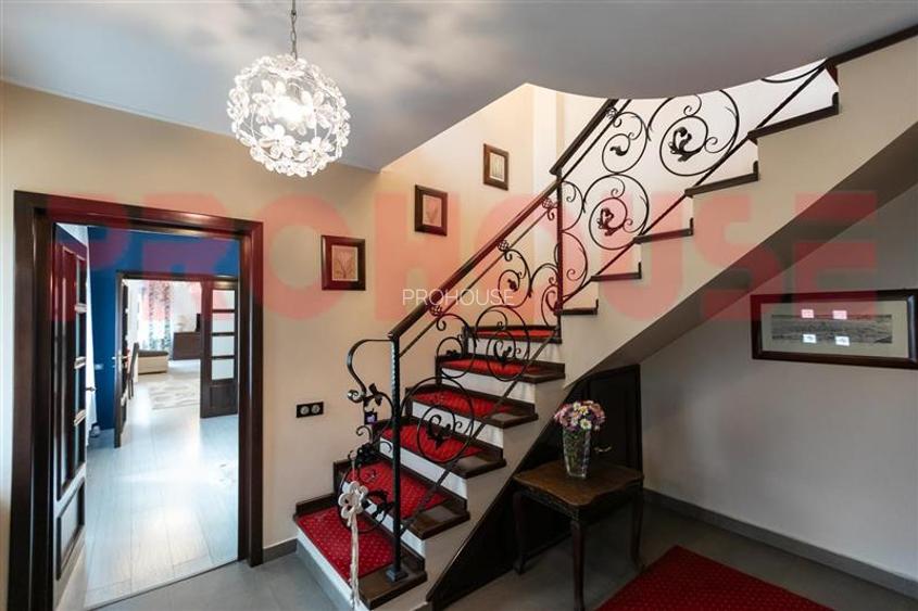 Ultracentral - str. George Bacovia - vila P+1E - 12