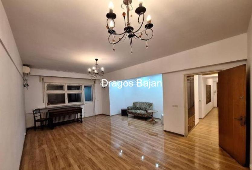 3 camere // 1974 // 106mp - 2