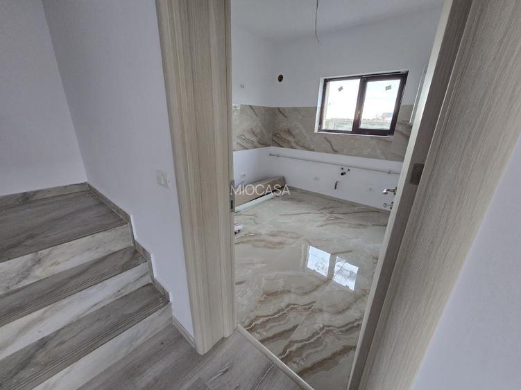 Langa Mosnita City Mall. 5 Camere. 3 Bai. Bucatarie inchisa. - 7