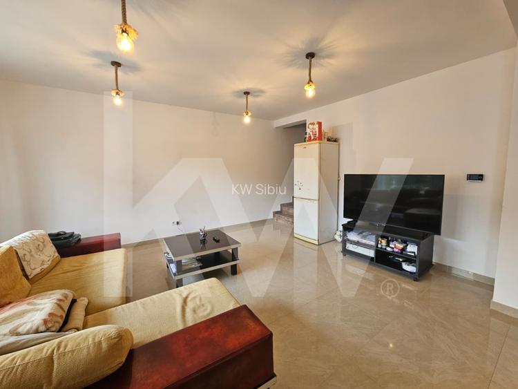 Casă 4 camere la preț de apartament - 6