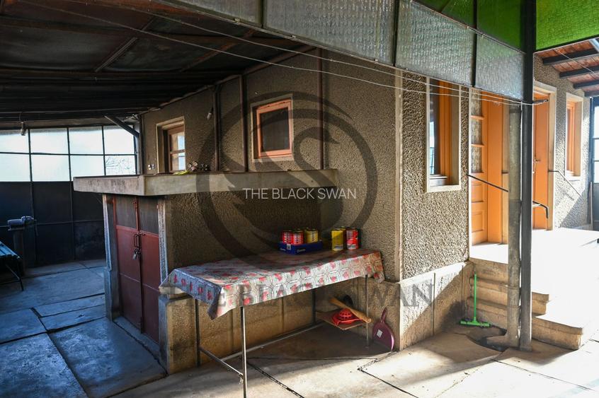 Casa cu 6 camere de vanzare | Zona Ultracentrala, Baicoi | Comision 0% - 24