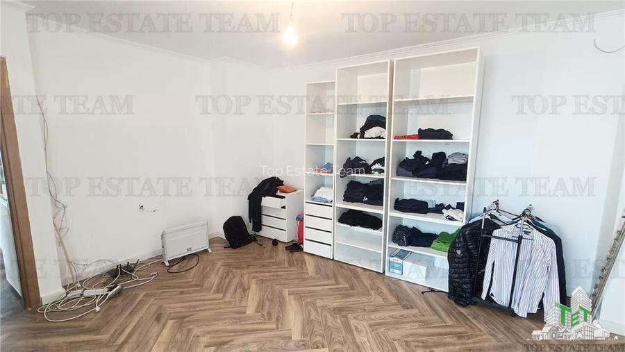 Casa de vanzare in Tunari - 13