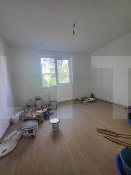 Apartament cu 3 camere