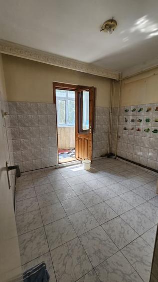 2 camere 54mp etaj intermediar bloc '86 zona Cug