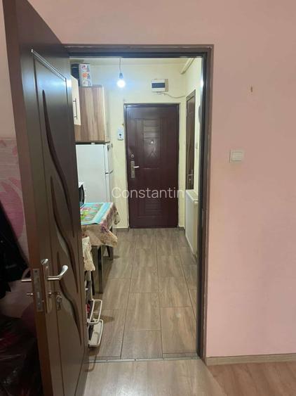 Vand garsoniera in Resita ( Al. Tineretului) - 4