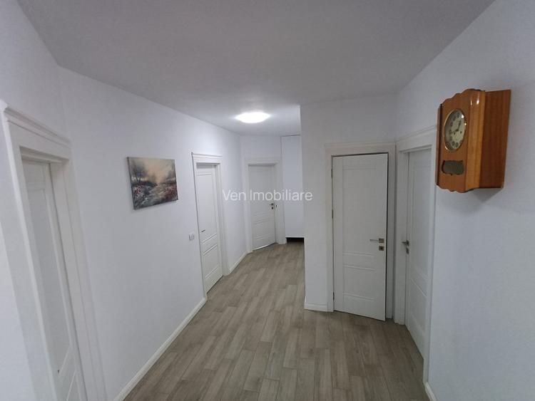 Casa individuala, teren 940mp,140mp utili, zona Unirea - 17