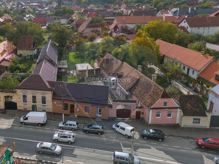 Casă 6 camere și teren 1200 mp - 10