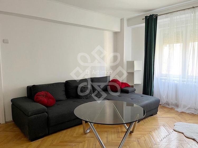 Apartament cu 3 camere de inchiriat pe bld. Stefan cel Mare - 9