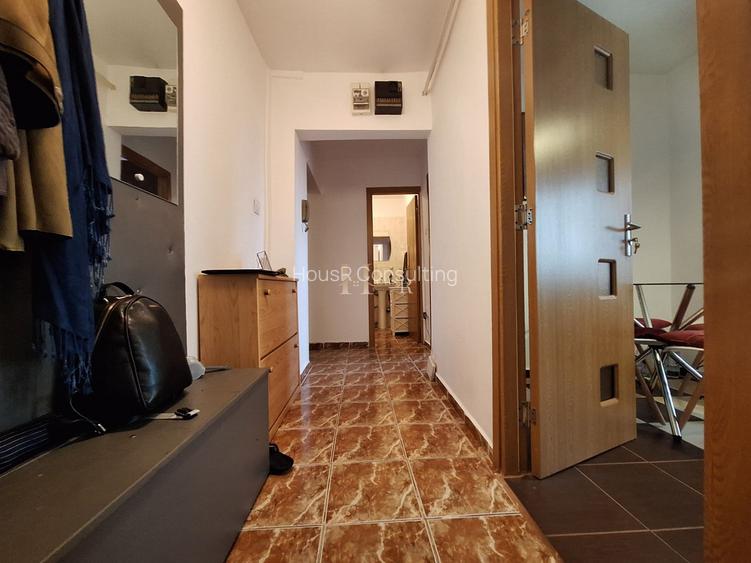 Cu acces facil spre Centru. Etajul 2. GARAJ SUB BLOC SI BOXA. - 11