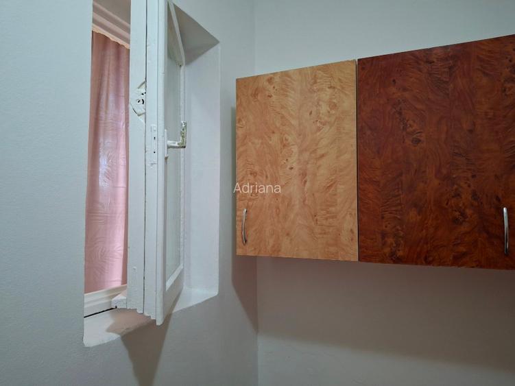 Proprietar,de inchiriat apartament cu o camera, central - 12