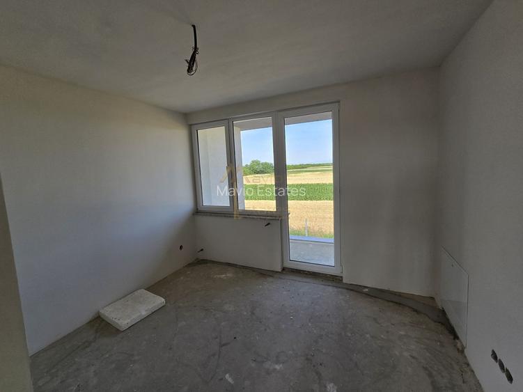 Martinesti, Duplex pe etaj, 3 Dorm, Buc separata,  Zona linistita. - 12