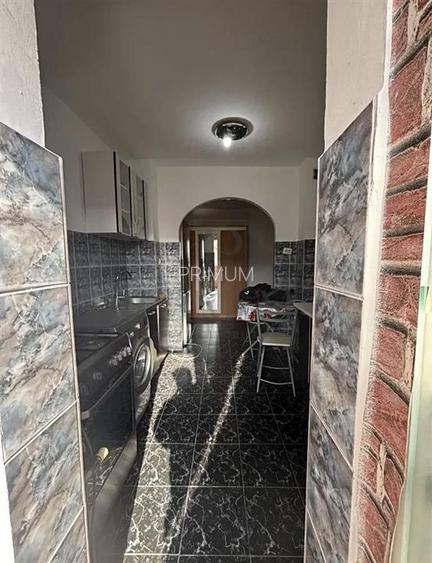 SOARELUI - 2 Camere - Decomandat - Acoperis de tigla - 2