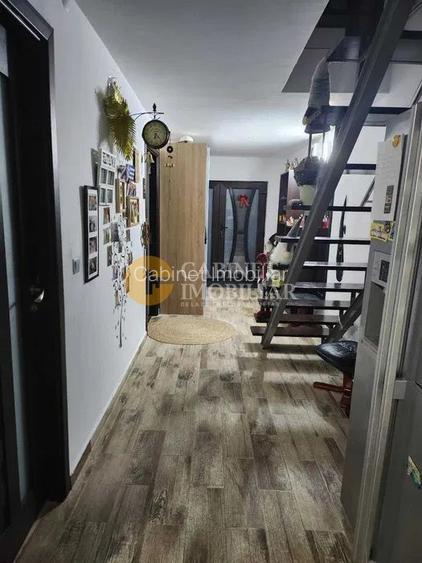 Casă modernă de vânzare – 5 camere, P+M, 180 mp, teren 530 mp (construcție 2018) - 7
