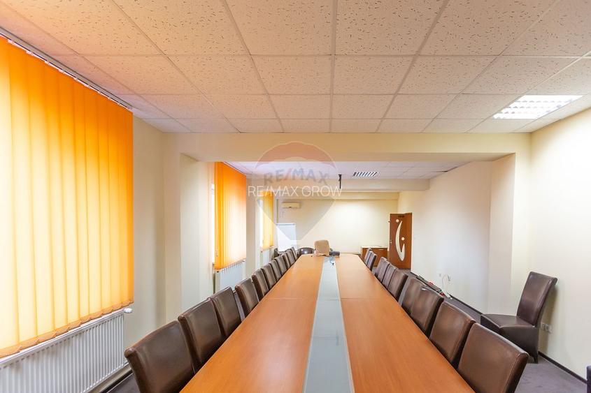Spatiu comercial de vanzare in Bacau - sediu firma - 20