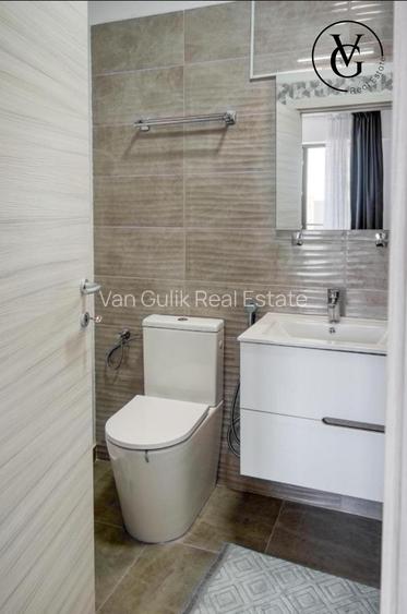 Apartament 3 camere modern - Zona Rex - 10
