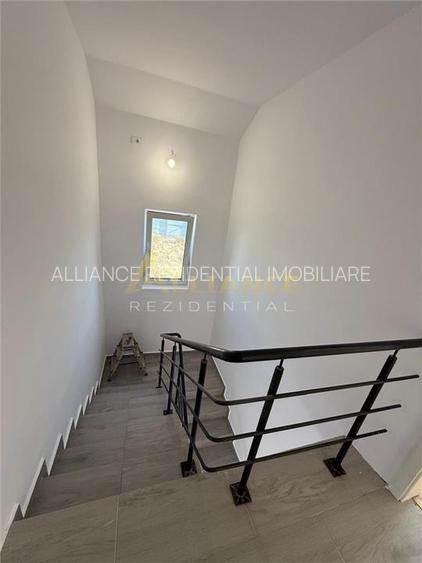 Vila individuala / 4 Camere / 2 Bai / Teren 300 mp - 9