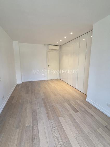 Apartament singur pe etaj, cu 4 camere, in imobil boutique - 18