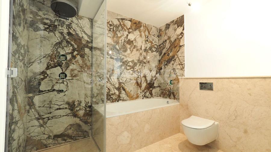 Vilă cu 7 camere, 4 bai | renovata integral 2020 | strada privata - 18