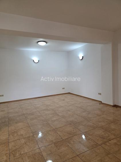 Faleza Nord – 3 camere  în vilă | 98 mp utili | parter | ideal birouri - 8