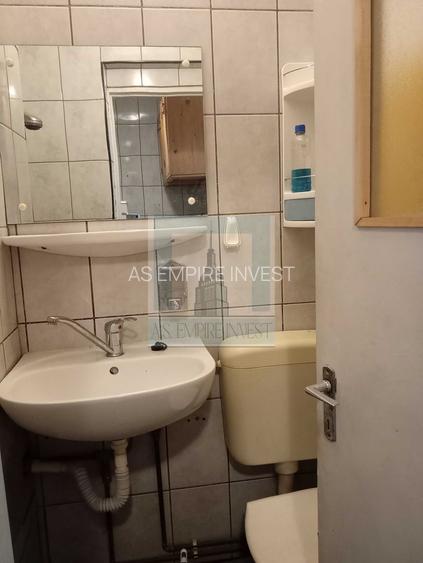 Garsoniera 24 mp - zona în Uzina 2 - 6