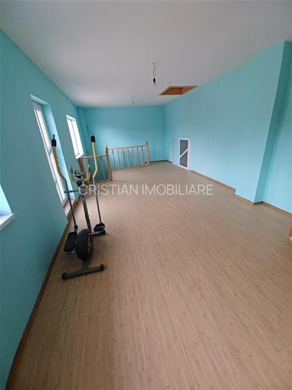 Vila P+2 Centru Vechi 286mpconstruiti din caramida cu 350mp teren - 8