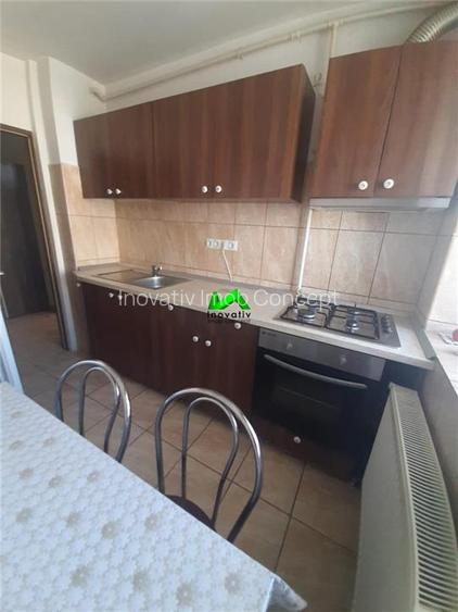 Apartament de vanzare 3 camere pivniță Sibiu Mihai Viteazul - 10