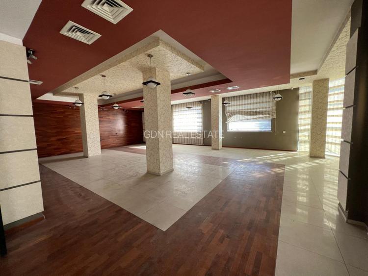 Închiriere clădire 750 mp. - birouri, alimentație publică, 6000 EUR - 2