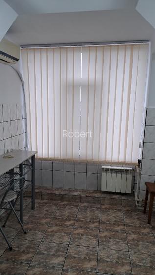 Garsoniera zona Billa - 4