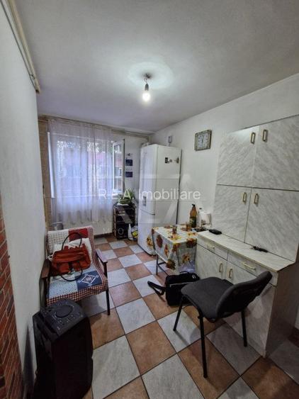 APARTAMENT CU 3 CAMERE CONFORT 2 LA 76000 DE EURO LANGĂ METROU MIHAI BRAVU  - 2