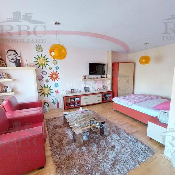 Casa cu piscina si teren 1400 mp in Chinteni - 11