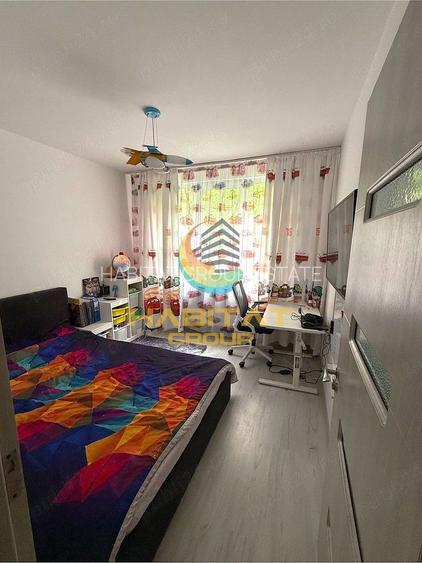 Apartament 3 camere cu centrala proprie si loc de parcare - 10