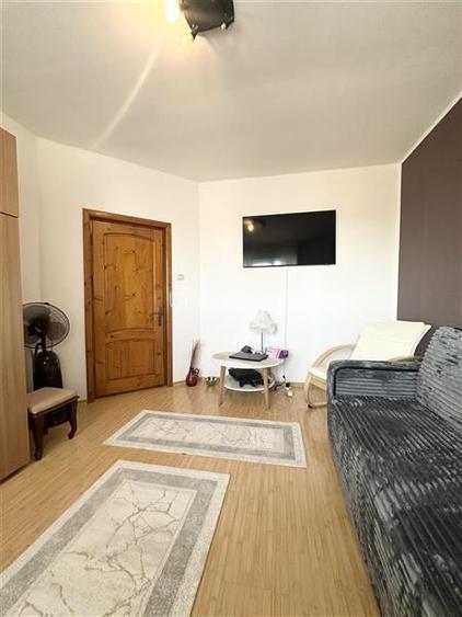 Casa S+P+1E cu Teren de 854 mp, Pretabila pentru Doua Familii - 42