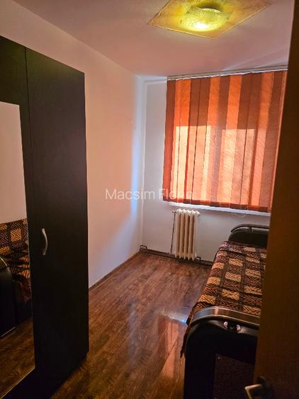 Apartament 3 camere decomandat Nicolina 1 - 4