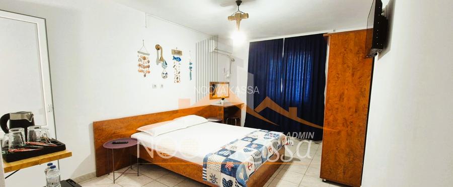 Afacere la cheie-pensiune 9 camere - 7