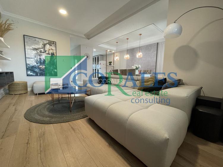 LA CHEIE, mobilat si utilat, terasa incalzita, Piscina. Comision 0% - 3