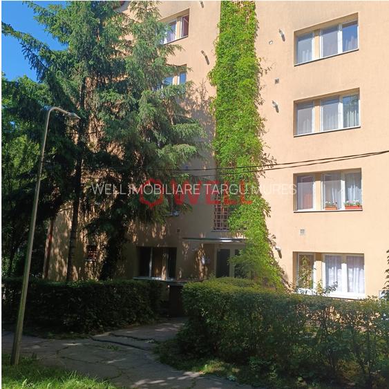 DE VÂNZARE APARTAMENT CU 3 CAMERE - 8
