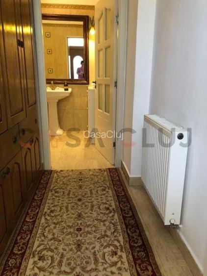 Apartament în vilă, zonă centrală, parcare - 16