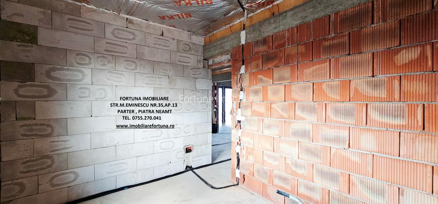 Casa la rosu si teren 615 mp, intr-un cartier de vile, Dumbrava Rosie - 5