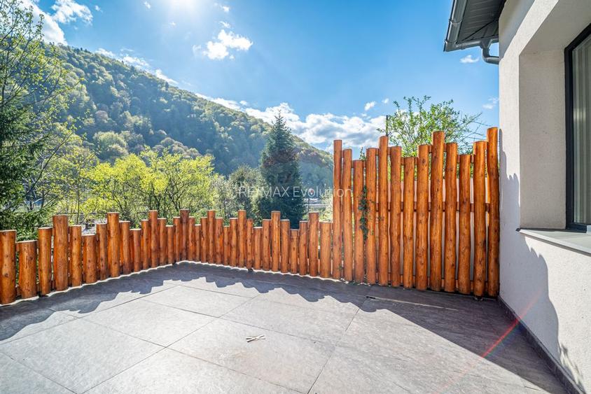 Vila superbă în inima stațiunii Sinaia – eleganță, confort - 33