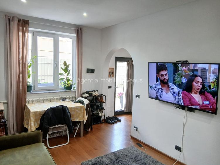 Casa renovata zona Liceului Pedagogic - 9