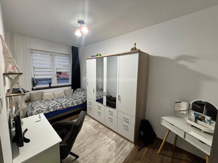 Apartament 3 camere decomandat – zonă centrală, Str. Minerilor - 6