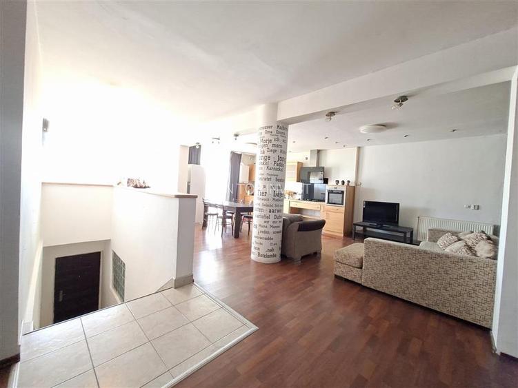 Apartament 4 camere 2 bai la casa zona Calea Turnisorului - 25