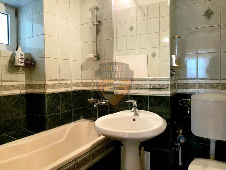 4 camere, Stadion Fagetului, 120 mp, 2 balcoane, et 3, centrala gaz, A>C - 14