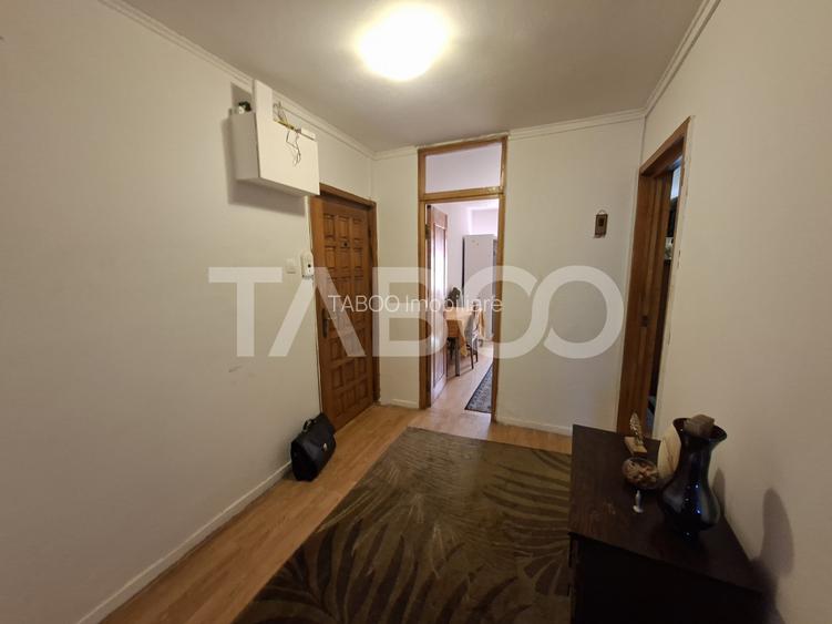 Apartament 3 camere etaj 1 de inchiriat zona Scoala de Inot Sibiu - 11