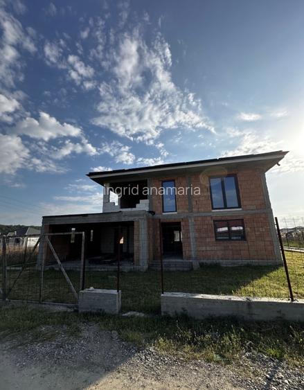 Casa de vânzare la super preț  - 3